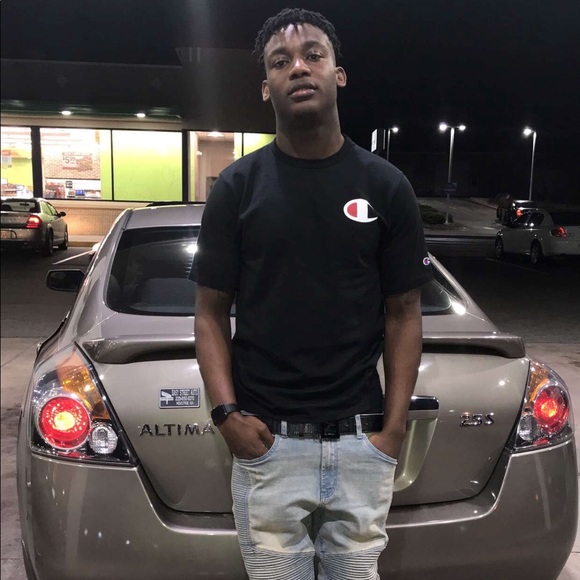 Meet your Posher, Willie - Picture 1 of 1